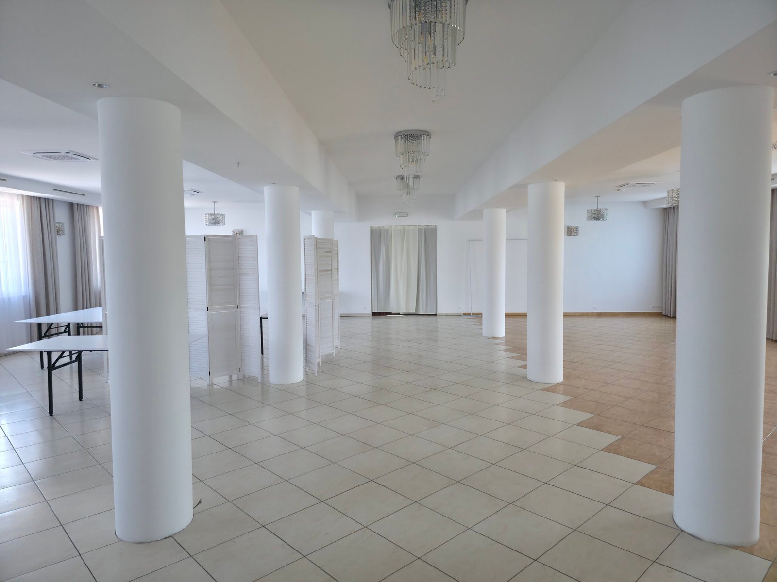 Przestrzeń sali Hotelu SEN gotowa do indywidualnej aranżacji
